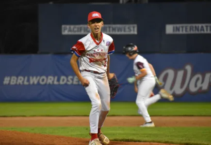 Big middle innings, Mulkins' relief lift Jamestown past Texas